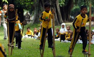 Dolanan Bocah Nuduhake Kerukunan