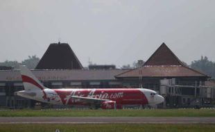 PENERBANGAN SOLO-KL: Pemkot Solo Minta Penundaan Penutupan Rute AirAsia