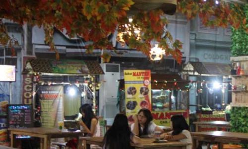 FOOD BAZAR: Beda Tempat, Beda Dekorasi