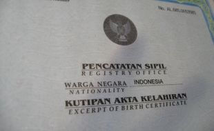 AKTA KELAHIRAN: Telat Mengurus, 200 Warga Harus ke Pengadilan 