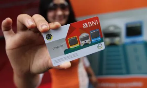   E-CARD: BNI & Bank Mandiri Getol Promokan E-card BST