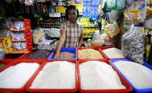 HARGA BERAS: Stok Melimpah, Harga Beras Relatif Stabil