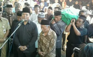  HIDAYAT NURWAHID Sempat Minta Restu Maju ke DKI 1 Sebelum Ibuda Berpulang