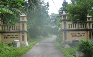 Desa Kalirejo Tak Kunjung Teraliri Listrik