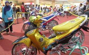   GRAND AUTO BLITZ COMPETITION: Wajah Kartini Pun Muncul di Motor...