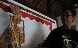 WAYANG: Bisnis Dari Bakat Alam   