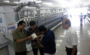 INDUSTRI TEKSTIL : Tekstil Selundupan Ganggu Industri Dalam Negeri