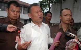 PEMBACOK JAKSA: Deddy Sugarda Bantah Berencana Membunuh Sistoyo