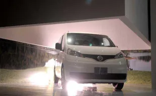 NISSAN EVALIA: Horeee, Akhir Bulan Ini Mulai Didistribusikan!