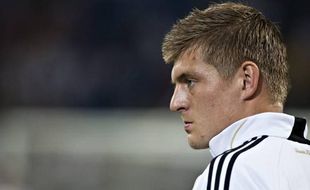 Retak Tulang, Kroos Diprediksi Absen 2 Bulan