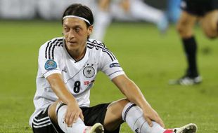 MESUT OEZIL: Makin Diharapkan Jadi Andalan