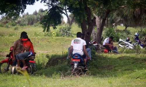 MESUM DI SOLO : Satpol PP Belum Pernah Lihat Orang Mesum di Taman