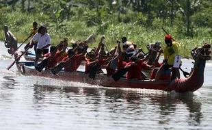 TIONGHOA JOGJA : Hormati Umat Muslim Saat Puasa, Lomba Perahu Naga Diajukan