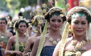 PARADE PAES AGENG