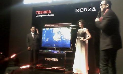 LAUNCHING TOSHIBA REGZA RZ1