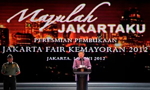 SBY BUKA  JAKARTA FAIR 2012