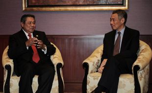 SBY BERTEMU PM SINGAPURA