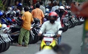  JUKIR: Pasang Tarif Parkir Seenaknya, Polisi Sikat Jukir Nakal 