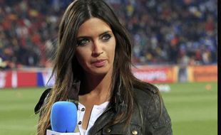   WAGs Reporter Vs Model