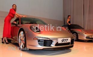 PORSCHE 911, Mobil dengan Desain Terbaik