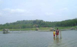 BANJIR SRAGEN : Permukaan Waduk Kedung Ombo Naik, Jalur ke Gunung Kemukus Terputus