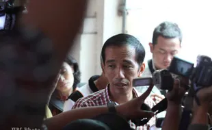 JOKOWI BERI KETERANGAN WARTAWAN