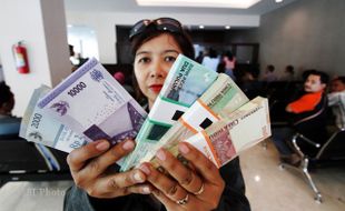 LEBARAN 2015 : Bank Jateng Wonogiri Siapkan Rp19 M Uang Baru