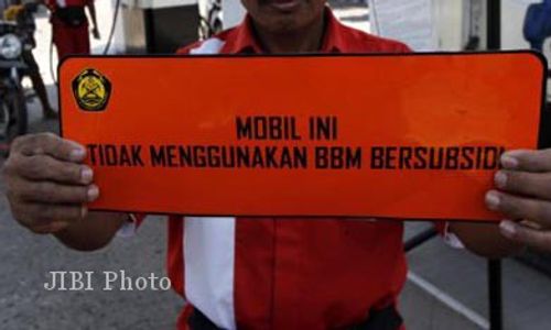 BBM: Agustus, Kendaraan Plat Merah Dilarang Pakai BBM