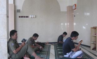 MEMBACA ALQURAN