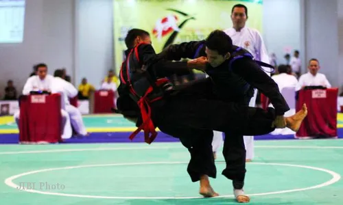   PESILAT SUKOHARJO Gondol Medali Emas ASG