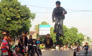   CFD SRAGEN: Tarik Perhatian Masyarakat, Puluhan Biker Berlatih di CFD