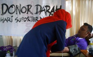 DONOR DARAH SAMBUT HARI SUPORTER NASIONAL