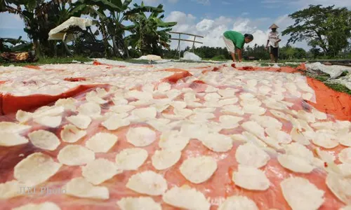 Ingin Jauh dari Asam Urat, Hindari Makanan Ini