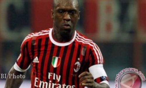 SUKSESOR ALLEGRI : Seedorf Dikabarkan Tangani Milan Mulai Kamis Ini