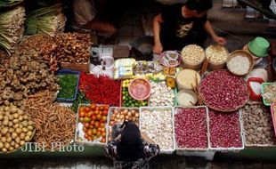 HARGA SEMBAKO MELONJAK, Pasar Murah Digelar