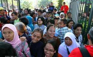  PASAR MURAH: Tak Tertib, Pasar Murah Sembako YAS Ditunda