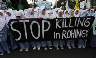 DUKUNGAN UNTUK MUSLIM ROHINGYA