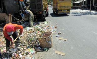 PETUGAS SAMPAH: DPPKAD Sudah Cairkan Rapelan