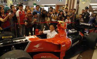 RIO HARYANTO TAMPIL DI SOLO PARAGON MALL