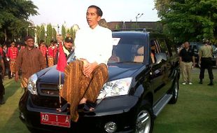 MOBIL NASIONAL : Wali Kota Solo: Jokowi Lupa Esemka!