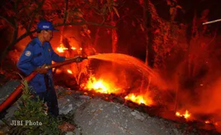 KEBAKARAN DI TAMAN SEKARTAJI