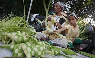 JUALAN KULIT KETUPAT