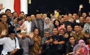 BUKBER YJI: Wartawan Harus Bersatu