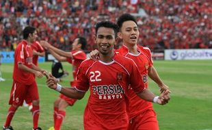 INDONESIA SUPER LEAGUE : Gaji Tertinggi Rp400 Juta 