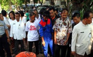 CAGAR BUDAYA SOLO : Bungker Balai Kota Terbengkalai