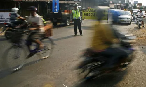 UNDERPASS MAKAMHAJI: Wah, Memutar Lewat Jalan Kampung Kini Jadi Sulit!