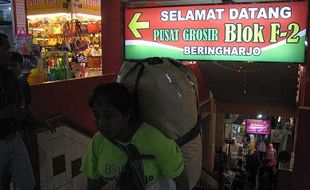 Beringharjo Buka Malam, Butuh Pagar & Penerangan