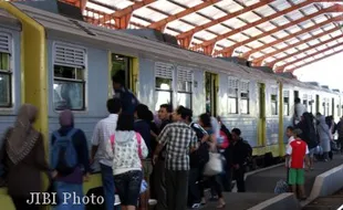 STASIUN KLATEN: Tiket KA Jakarta Hingga H+7 Ludes Terjual