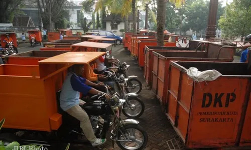 Gerogoti Anggaran, DPRD Usulkan Gerobak Sampah Dihapus