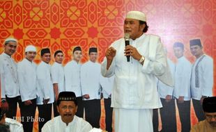 TABLIGH AKBAR RHOMA IRAMA